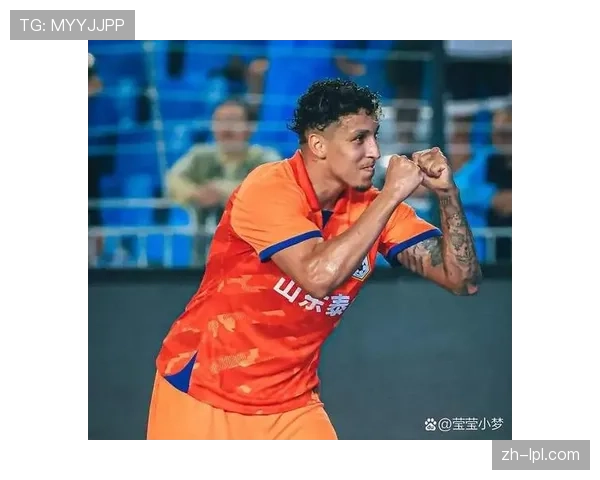 山东泰山外援克雷桑社交媒体晒恢复训练视频，有望下轮复出